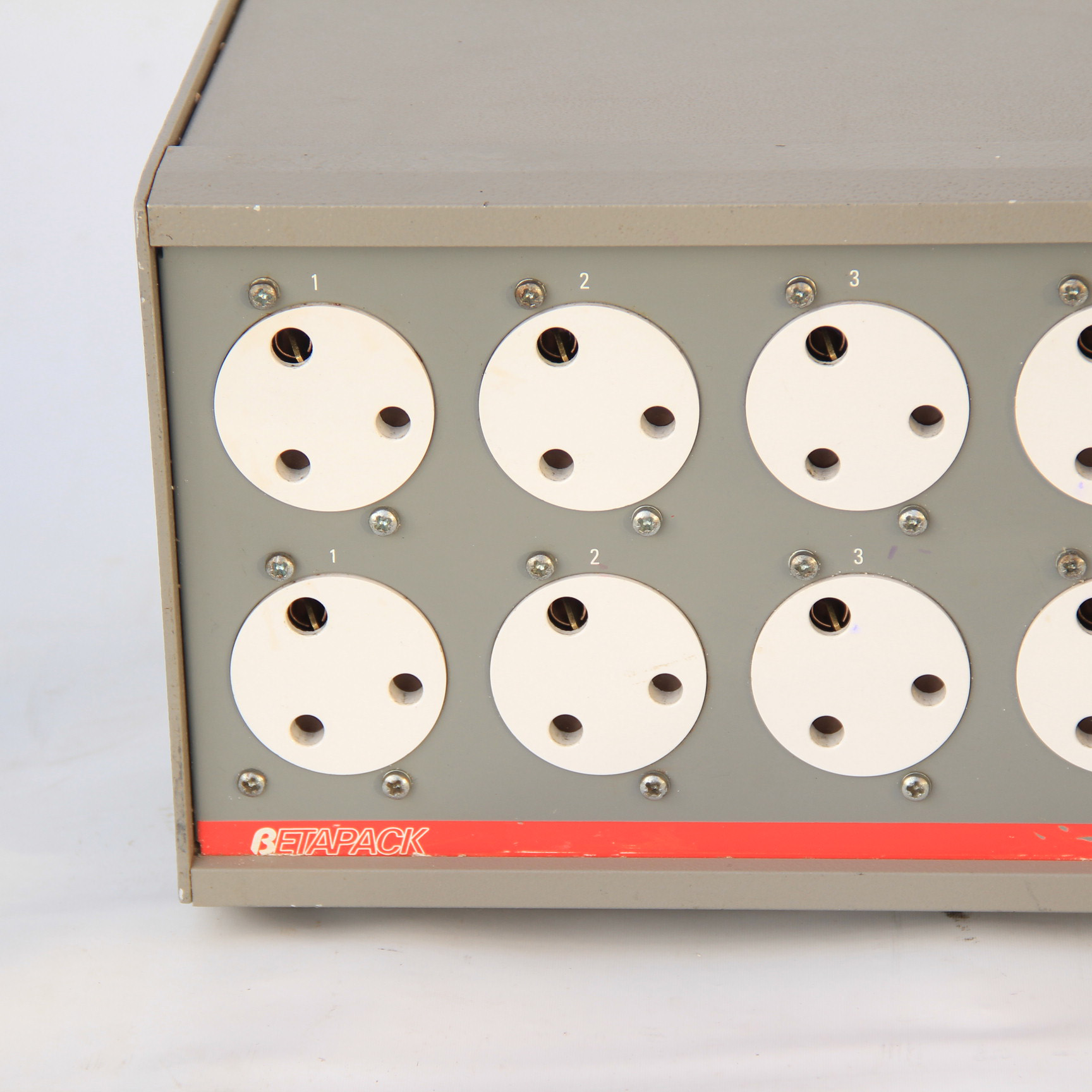 Used Zero 88 Betapack 1 DMX Dimmer Pack - Image 6