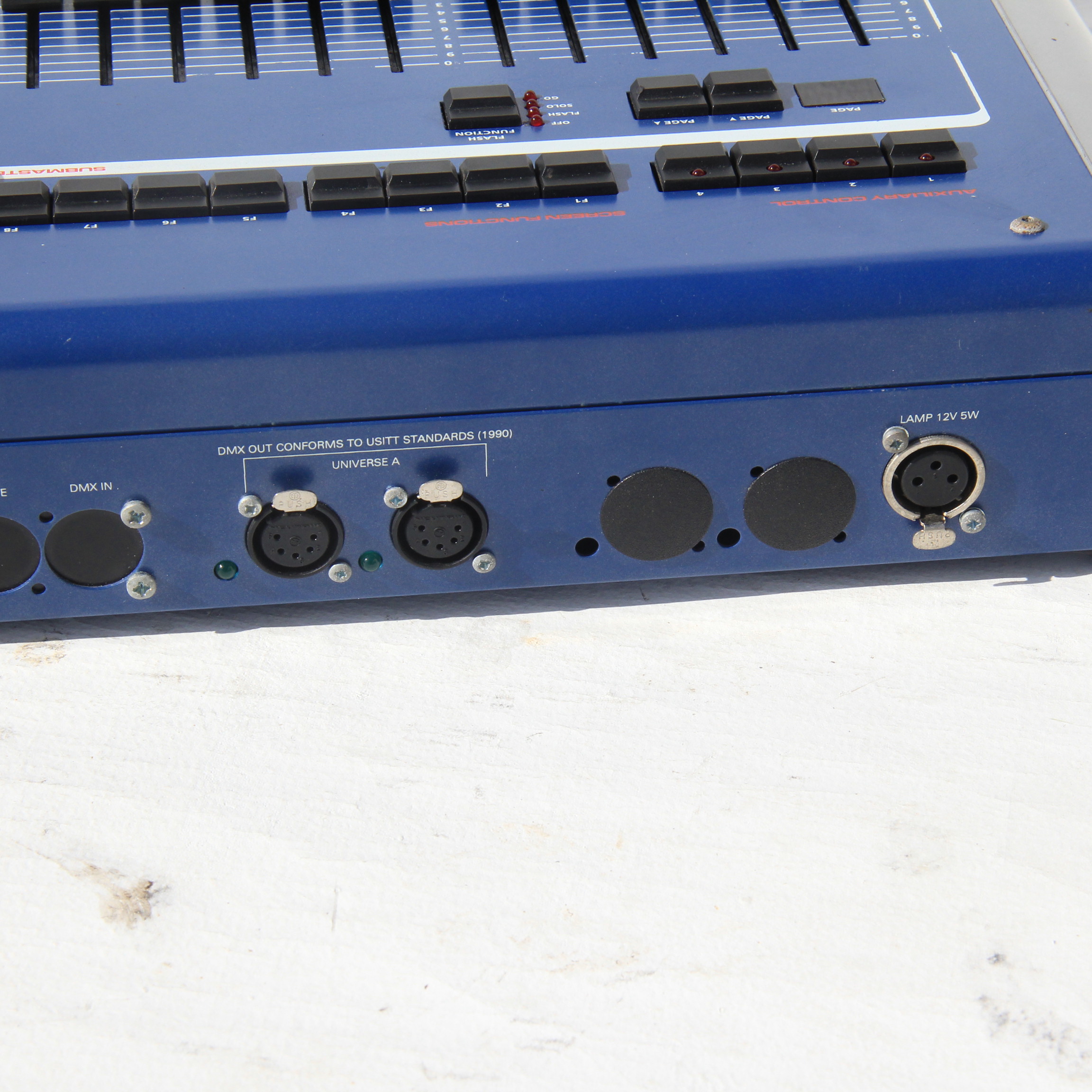 zero 88 illusion 500 lighting desk - theatre cue stack + moving light controller - Image 8